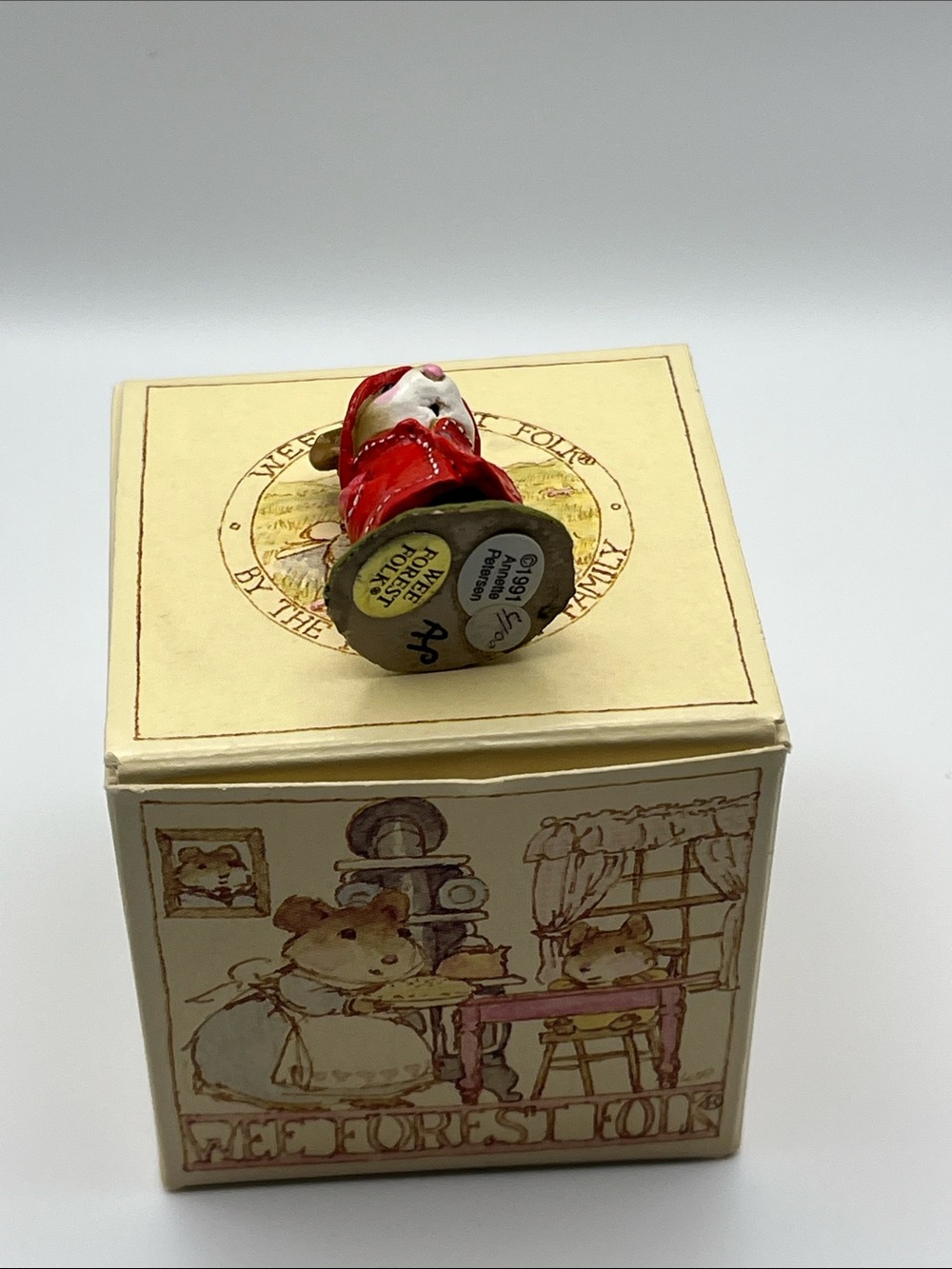 M-180 Wee Forest Folk Petersen Family Wee Forest Folk Red Raincoat Mouse 1991 - Picture 3 of 8